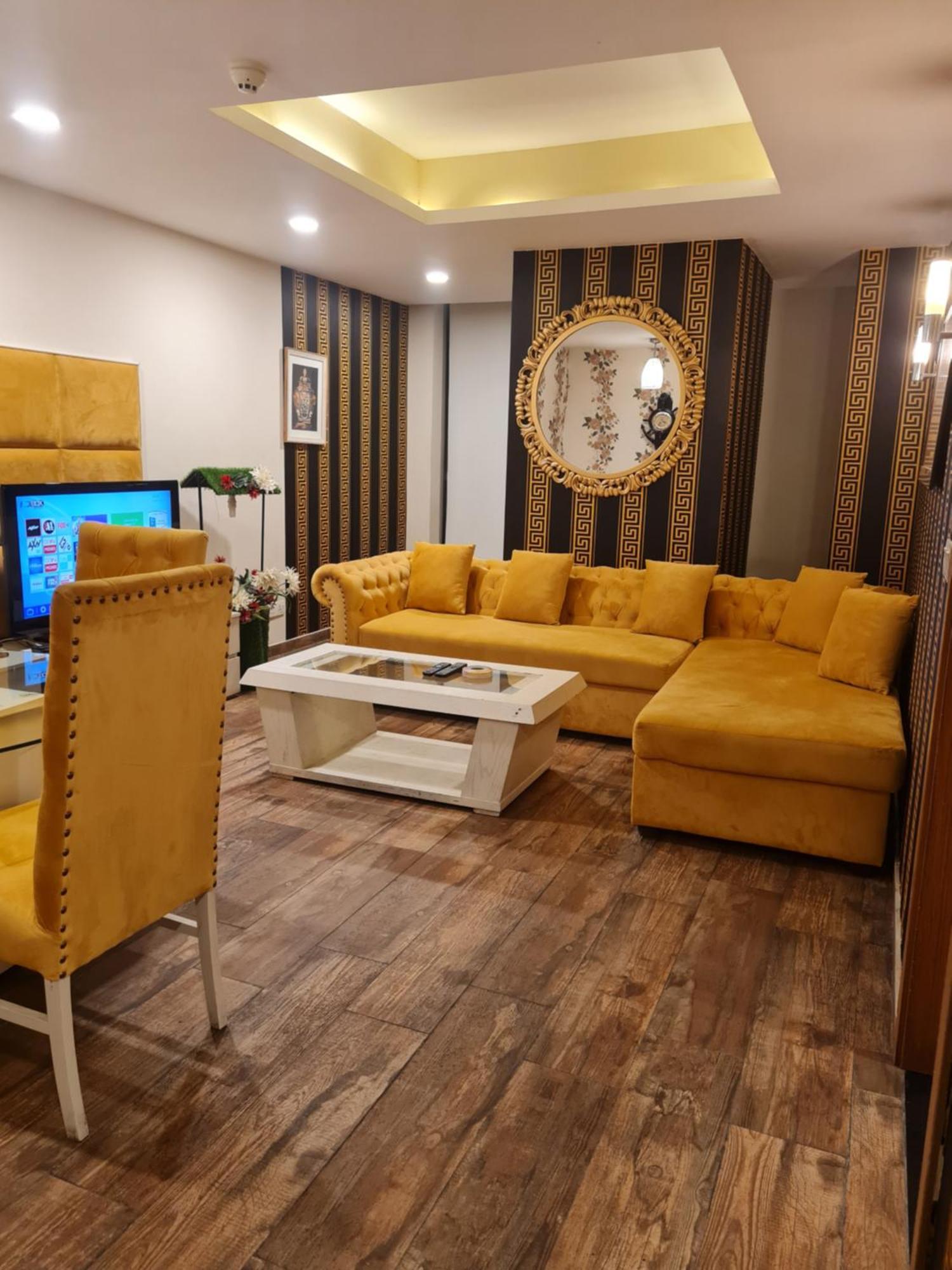 Ferienwohnung Royal Residencia Centaurus Islamabad Zimmer foto